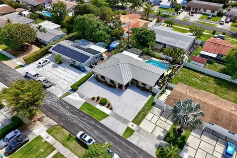 2311 SW 89th Court Miami FL 33165