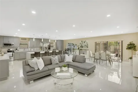 2311 SW 89th Court Miami FL 33165