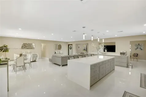 2311 SW 89th Court Miami FL 33165