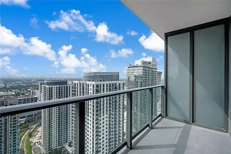 601 NE 1st Miami FL 33132