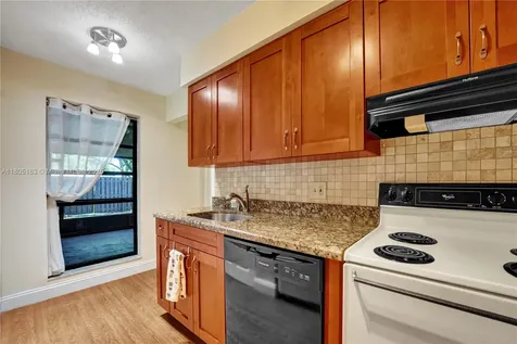 1561 NW 98th Terrace Pembroke Pines FL 33024