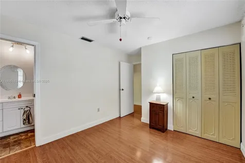 1561 NW 98th Terrace Pembroke Pines FL 33024