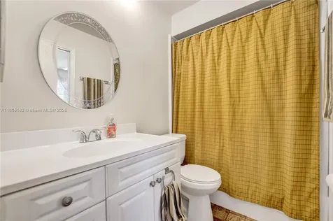 1561 NW 98th Terrace Pembroke Pines FL 33024