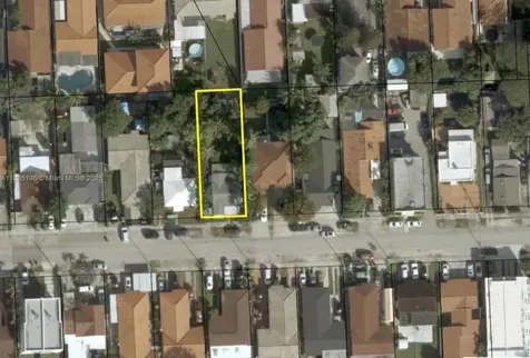 3155 SW 23rd Terrace Miami FL 33145