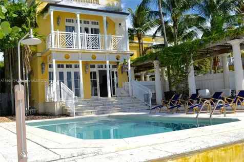 710 S Mashta Drive Key Biscayne FL 33149