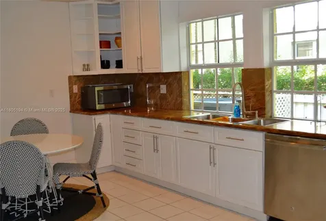 710 S Mashta Drive Key Biscayne FL 33149