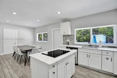 1313 NE 15th Avenue Fort Lauderdale FL 33304