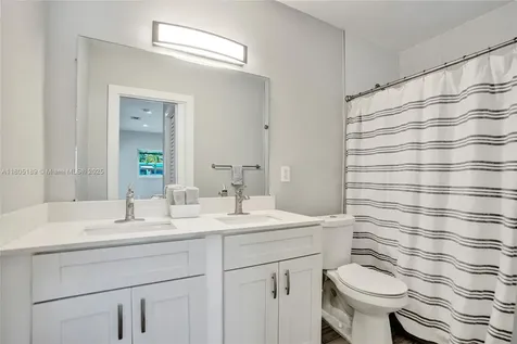 1313 NE 15th Avenue Fort Lauderdale FL 33304