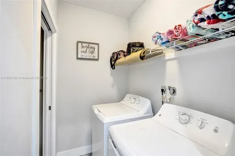 1313 NE 15th Avenue Fort Lauderdale FL 33304