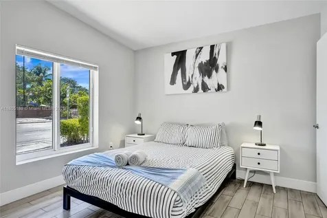 1313 NE 15th Avenue Fort Lauderdale FL 33304