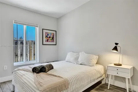 1313 NE 15th Avenue Fort Lauderdale FL 33304