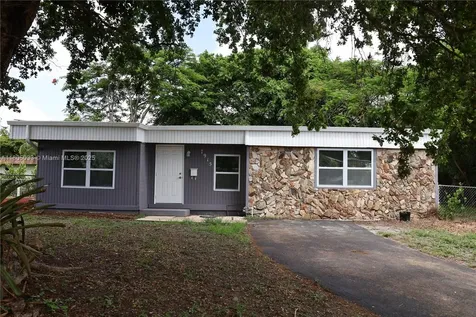 7915 NW 73rd Avenue Tamarac FL 33321