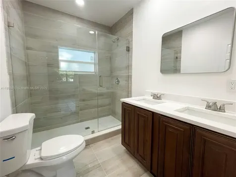7915 NW 73rd Avenue Tamarac FL 33321