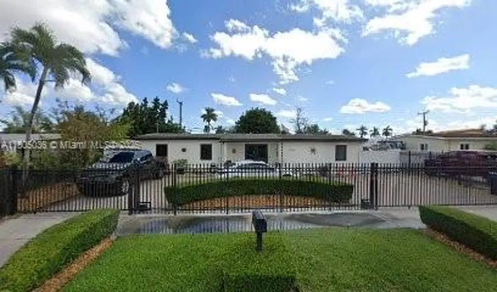 11300 SW 46th Street Miami FL 33165