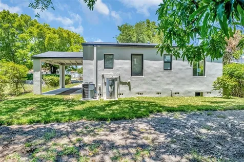 1376 NW 42nd Street Miami FL 33142