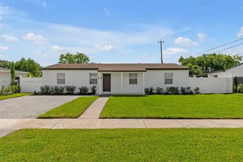 3421 E 8th Lane Hialeah FL 33013
