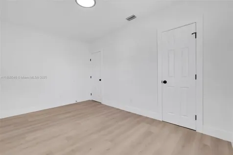 3421 E 8th Lane Hialeah FL 33013