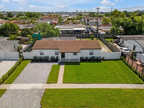 3421 E 8th Lane Hialeah FL 33013