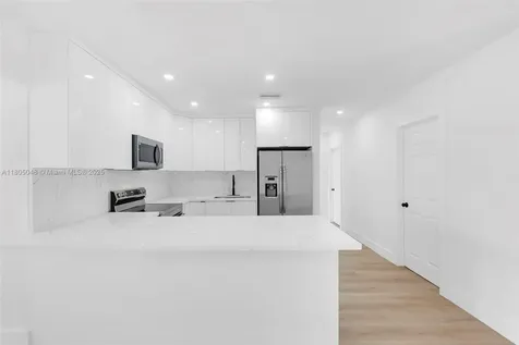 3421 E 8th Lane Hialeah FL 33013