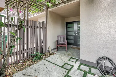 1033 NW 124th Avenue Pembroke Pines FL 33026