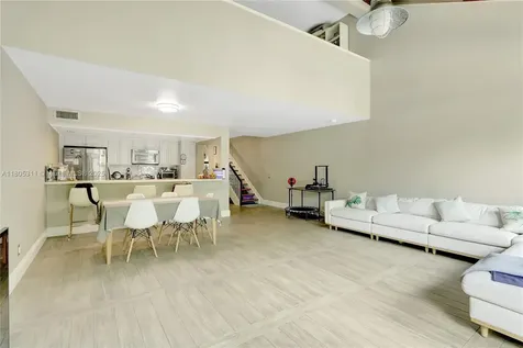 1033 NW 124th Avenue Pembroke Pines FL 33026