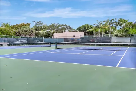 1033 NW 124th Avenue Pembroke Pines FL 33026