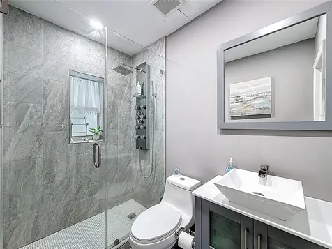 280 NW 45th Street Miami FL 33127