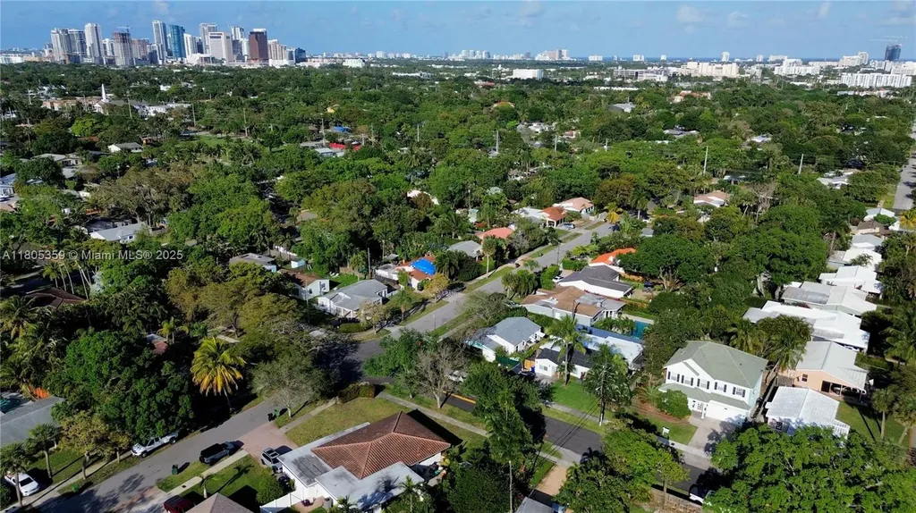 1812 SW 10th Avenue Fort Lauderdale FL 33315