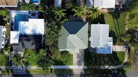 1812 SW 10th Avenue Fort Lauderdale FL 33315