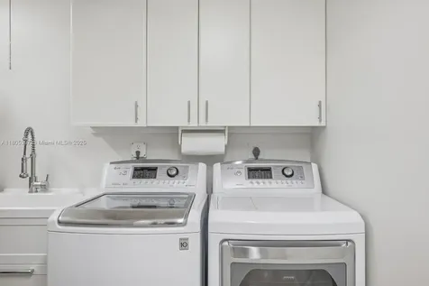 7935 SW 155th Street Palmetto Bay FL 33157