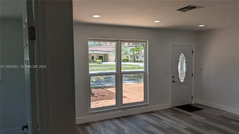 3601 N 72nd Avenue Hollywood FL 33024