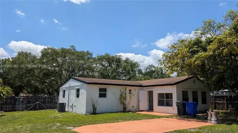 3601 N 72nd Avenue Hollywood FL 33024