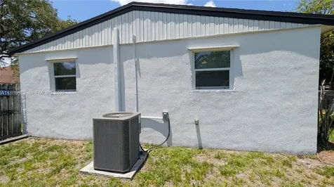 3601 N 72nd Avenue Hollywood FL 33024