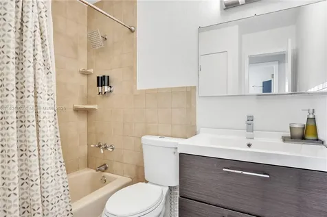 2828 Cleveland Street Hollywood FL 33020