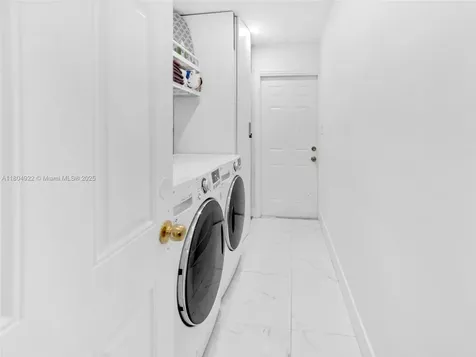 421 W Pembroke Road Hallandale Beach FL 33009