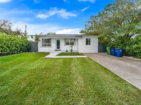 421 W Pembroke Road Hallandale Beach FL 33009