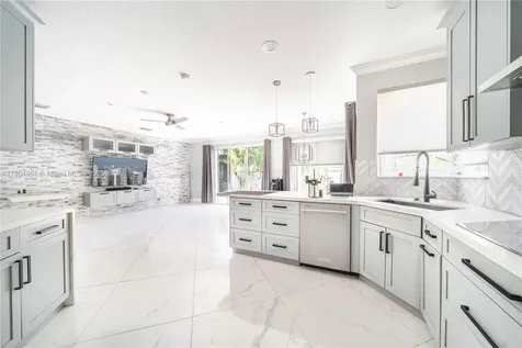 18201 NW 16th Street Pembroke Pines FL 33029