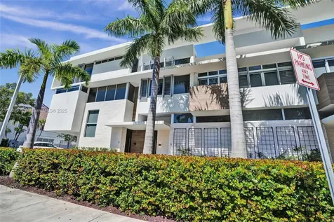 3750 Yacht Club Drive Aventura FL 33180