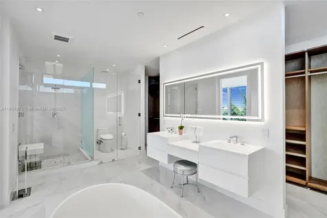 3750 Yacht Club Drive Aventura FL 33180