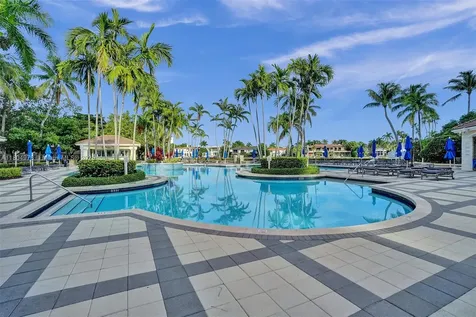 3750 Yacht Club Drive Aventura FL 33180