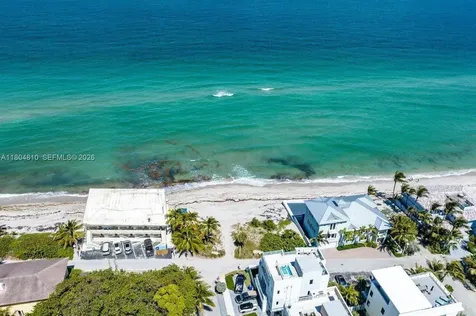 5515 N Surf Road Hollywood FL 33019