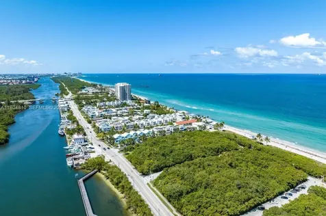 5515 N Surf Road Hollywood FL 33019