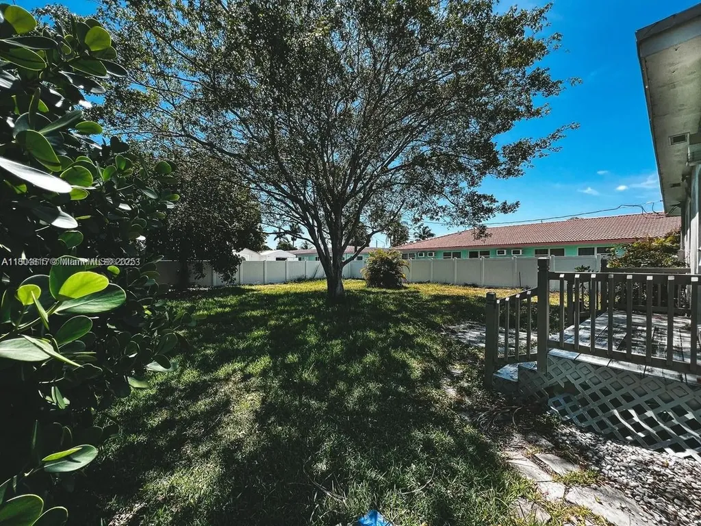 1231 N 16th Court Hollywood FL 33020