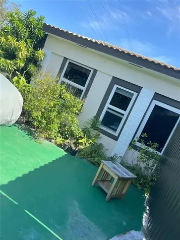 10720 NW 5th Avenue Miami FL 33168