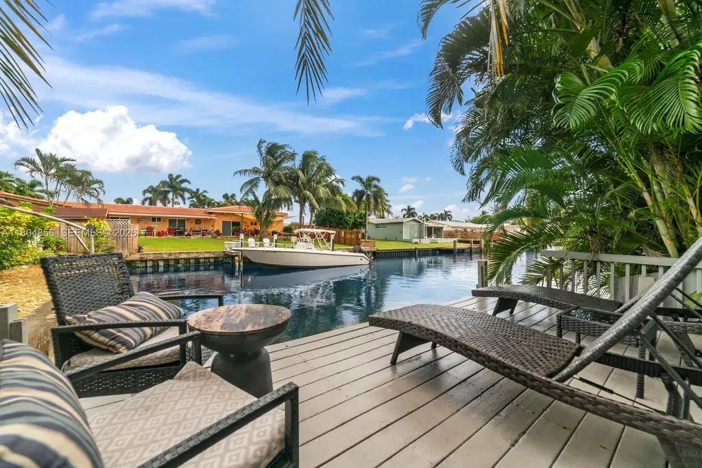 1631 N 29th Court Hollywood FL 33020