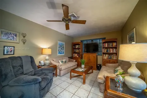 7505 SW 167th Street Palmetto Bay FL 33157