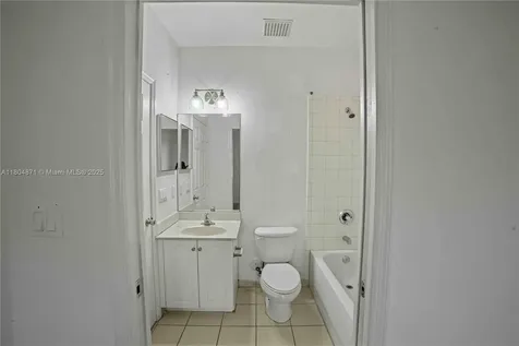 1959 SW 60th Avenue North Lauderdale FL 33068