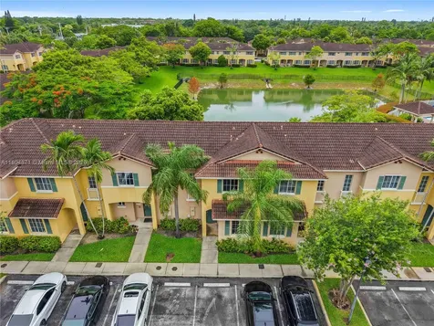 1959 SW 60th Avenue North Lauderdale FL 33068
