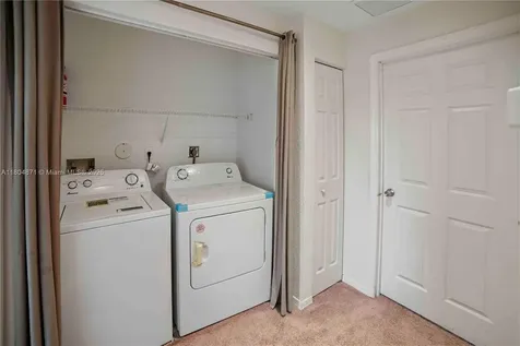 1959 SW 60th Avenue North Lauderdale FL 33068