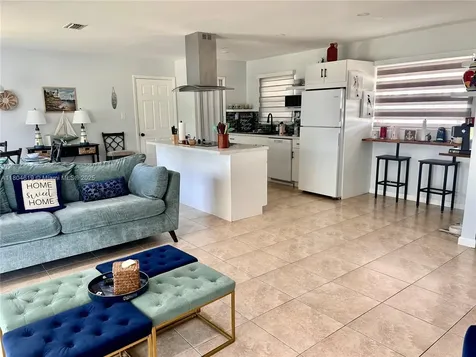 818 Lake Mcgregor Drive Fort Myers FL 33919